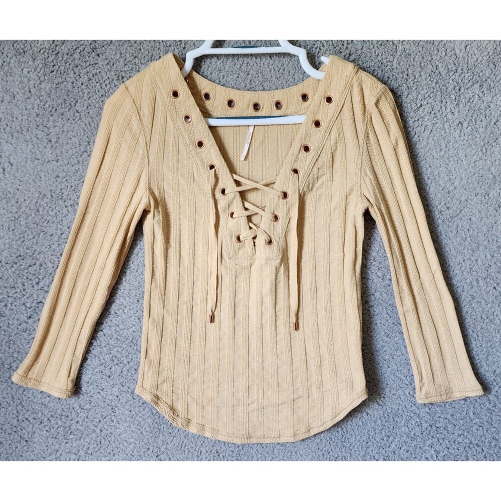 Free People Women's Sz S Ice Cold Lace Up‎ V Neck  3/4 Sleeve Ribbed Top Beige